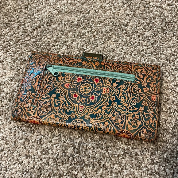 World Market Wallet - Picture 2 of 4